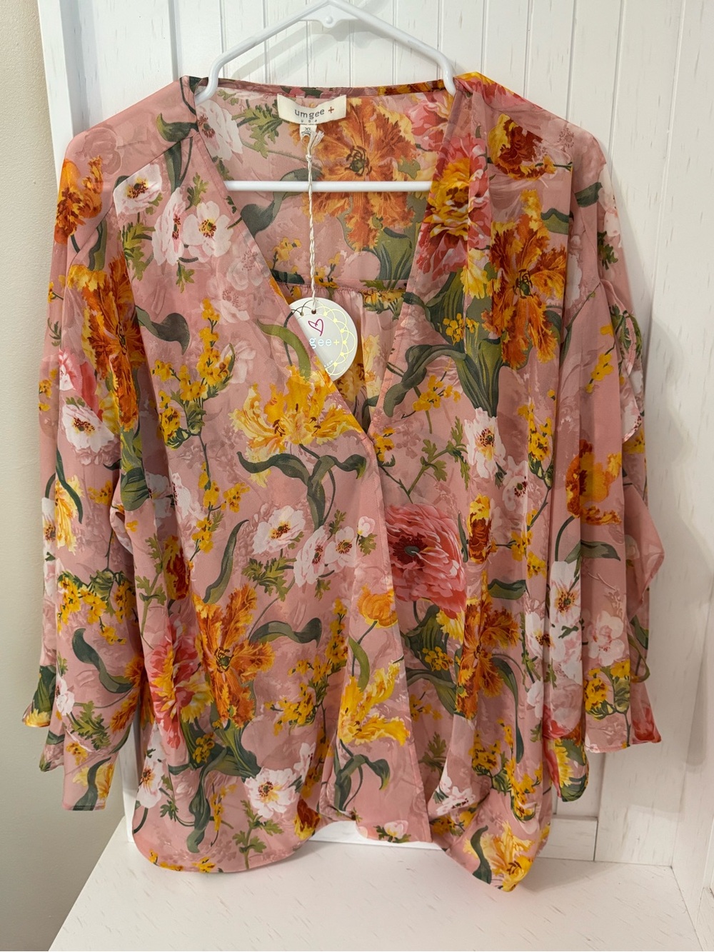 NWT, Umgee, Pink Floral Blouse, Ruffle Split Sleeves, Flowy, Romantic, Size XL - Picture 5 of 10